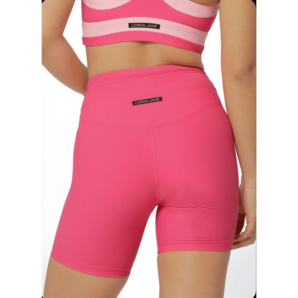 NWT Lorna Jane Flaunt it Rib Bike Short in Babin Pink Small - Picture 2 of 10